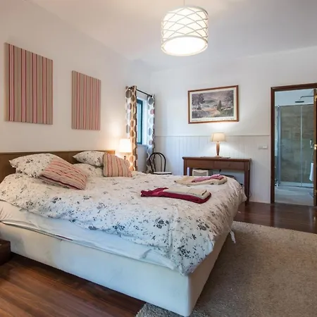 Casa Josephine By Portucasa Βίλα